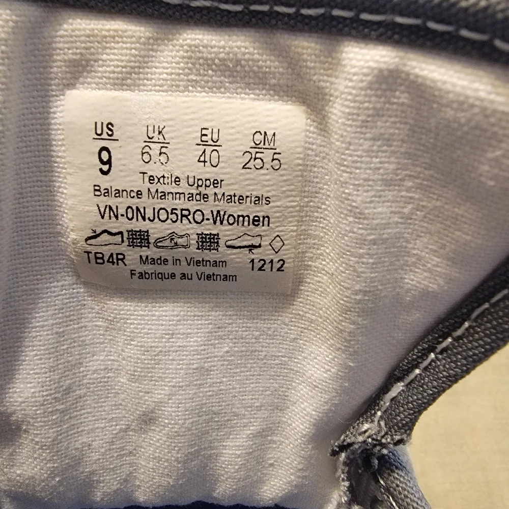 American Eagle Outfitters Dark Blue Denim Jeans - Picture 7 of 7